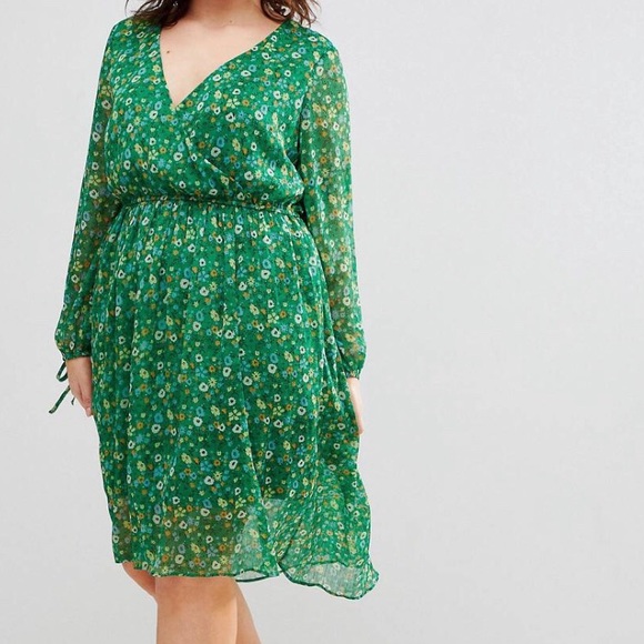 Boohoo plus dress size US14 - Picture 1 of 7